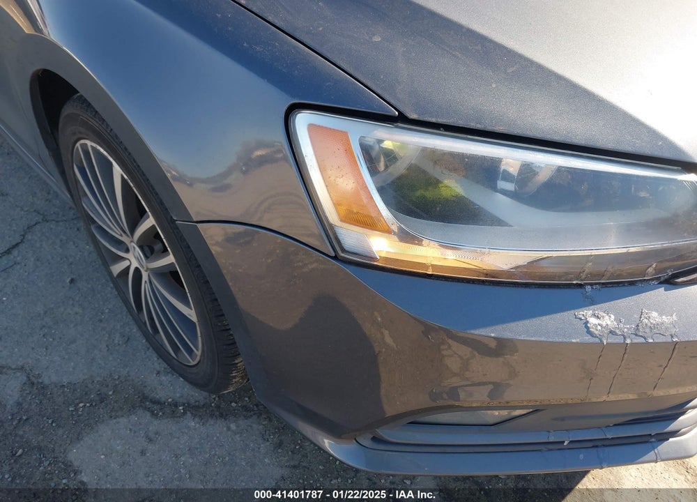 2016 VOLKSWAGEN JETTA 1.8T SPORT VIN: 3VWD17AJ2GM287280