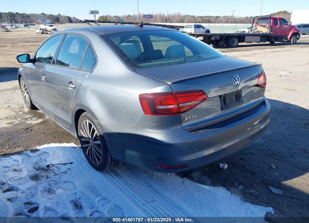 2016 VOLKSWAGEN JETTA 1.8T SPORT VIN: 3VWD17AJ2GM287280