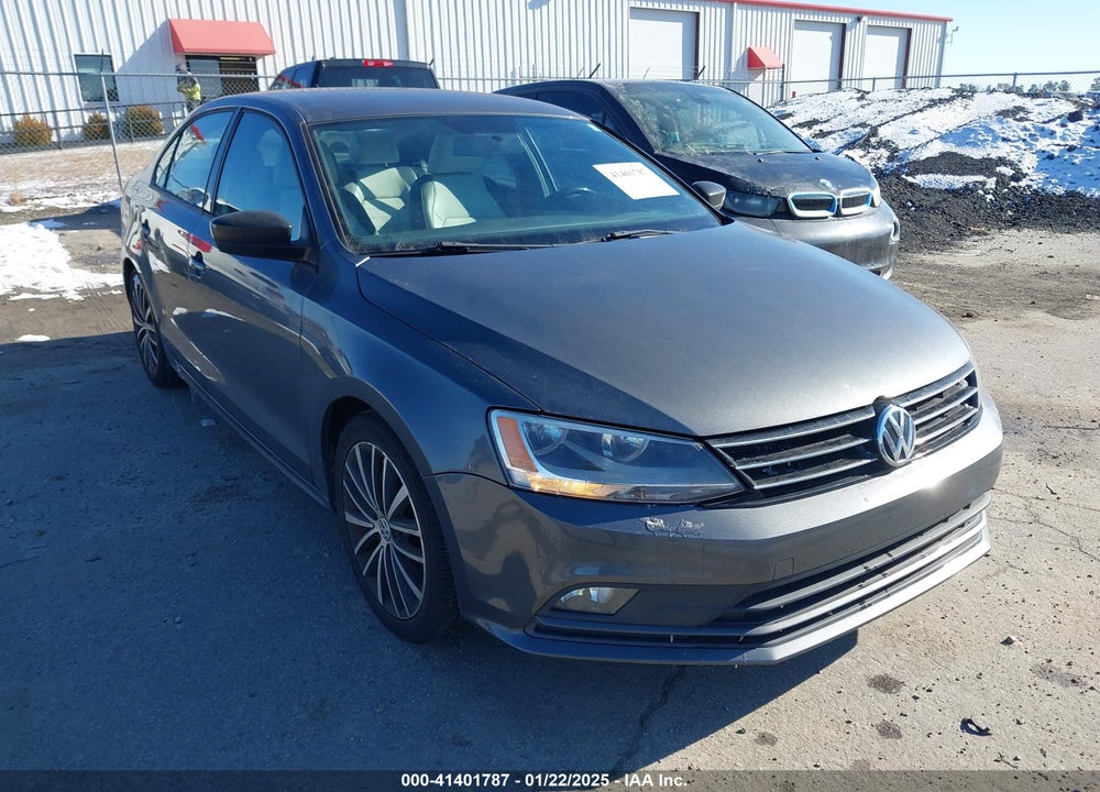 2016 VOLKSWAGEN JETTA 1.8T SPORT VIN: 3VWD17AJ2GM287280