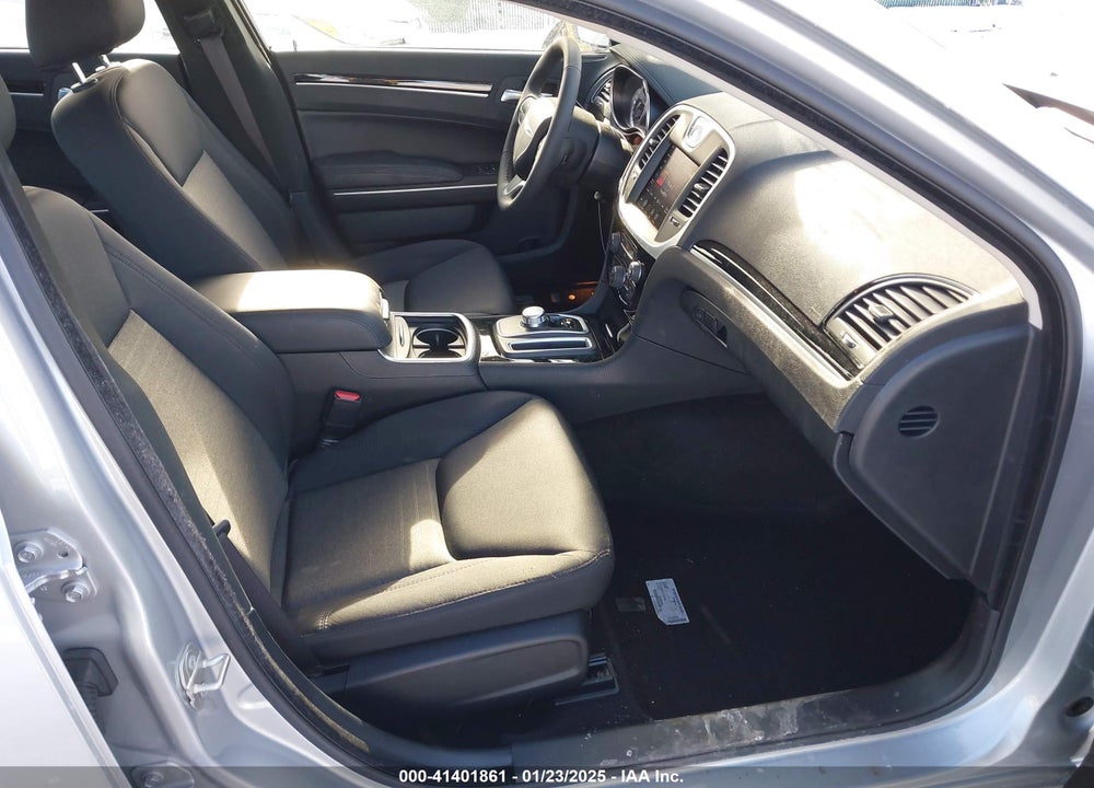 2023 CHRYSLER 300 TOURING VIN: 2C3CCAAG8PH706276