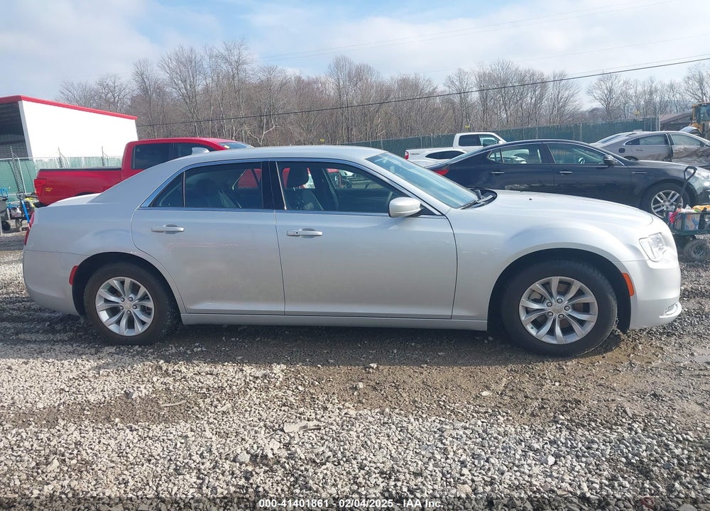 2023 CHRYSLER 300 TOURING VIN: 2C3CCAAG8PH706276