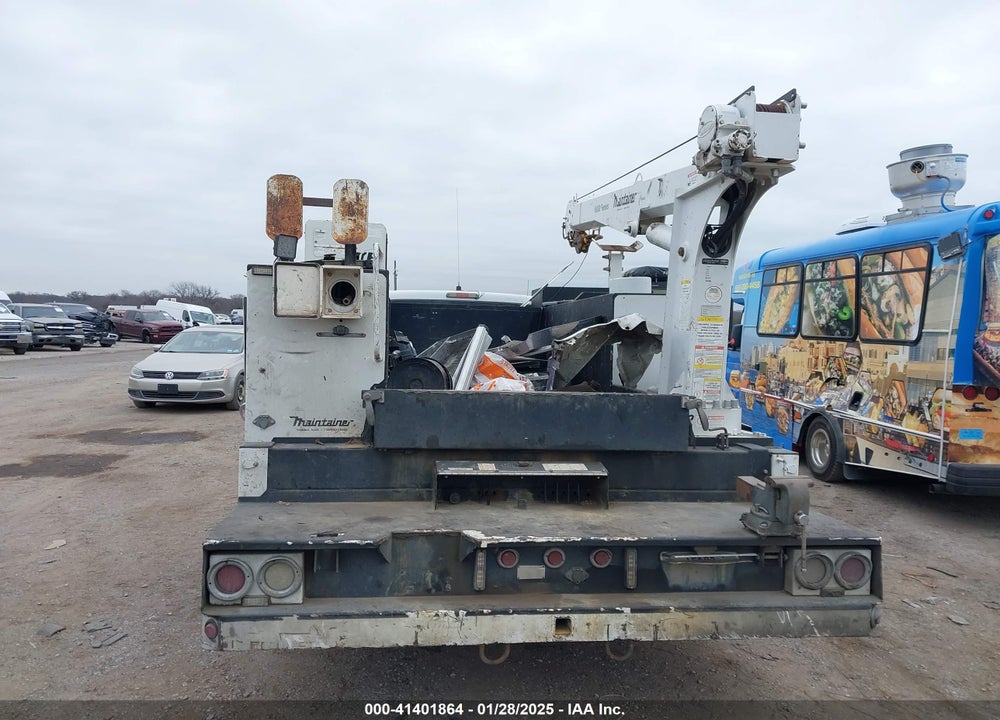 2011 FORD F-550 CHASSIS XL VIN: 1FDUF5GT9BEB90301