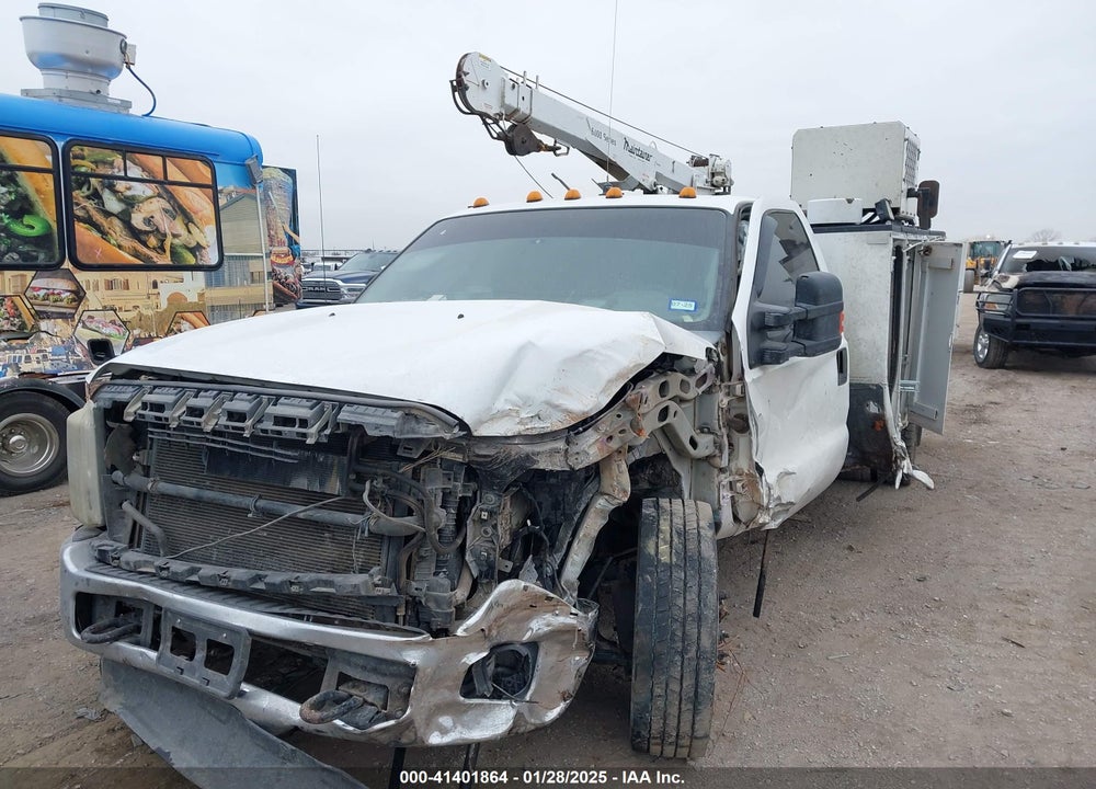 2011 FORD F-550 CHASSIS XL VIN: 1FDUF5GT9BEB90301