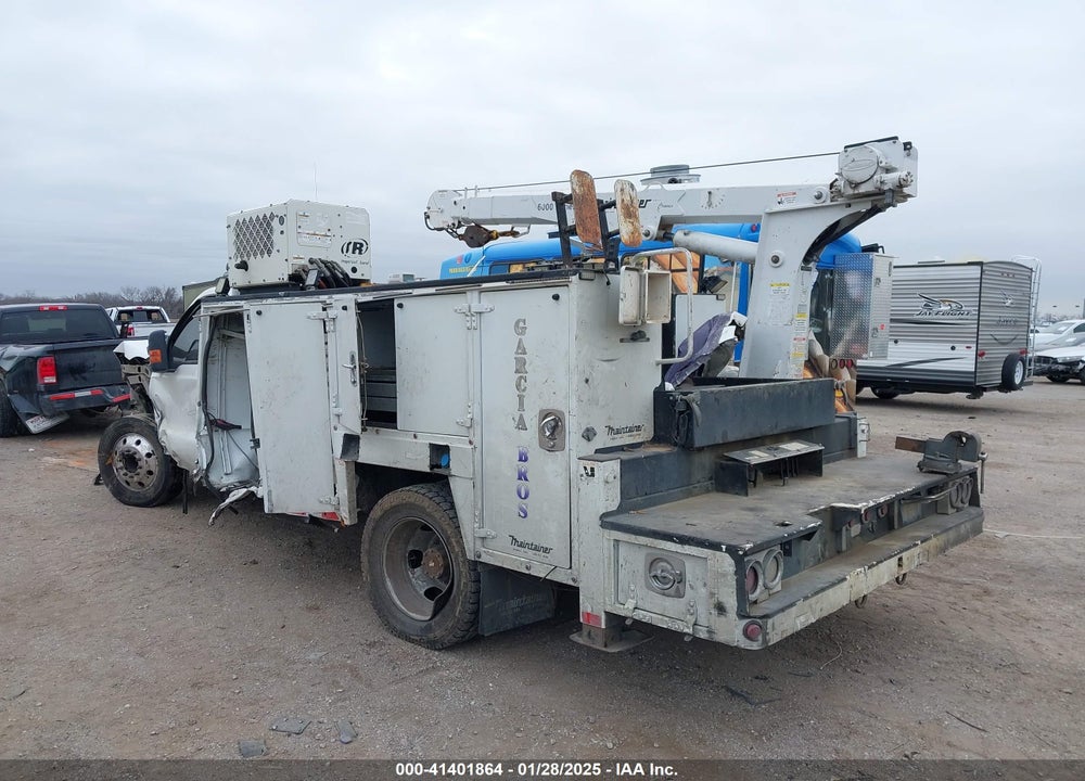 2011 FORD F-550 CHASSIS XL VIN: 1FDUF5GT9BEB90301