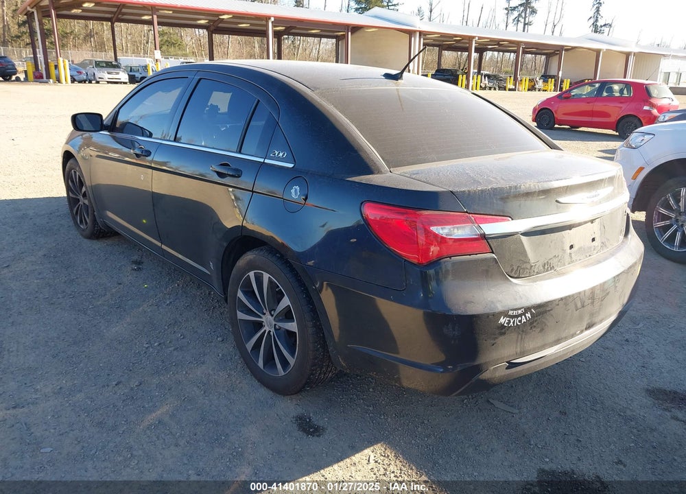 2011 CHRYSLER 200 S VIN: 1C3BC8FG2BN599139