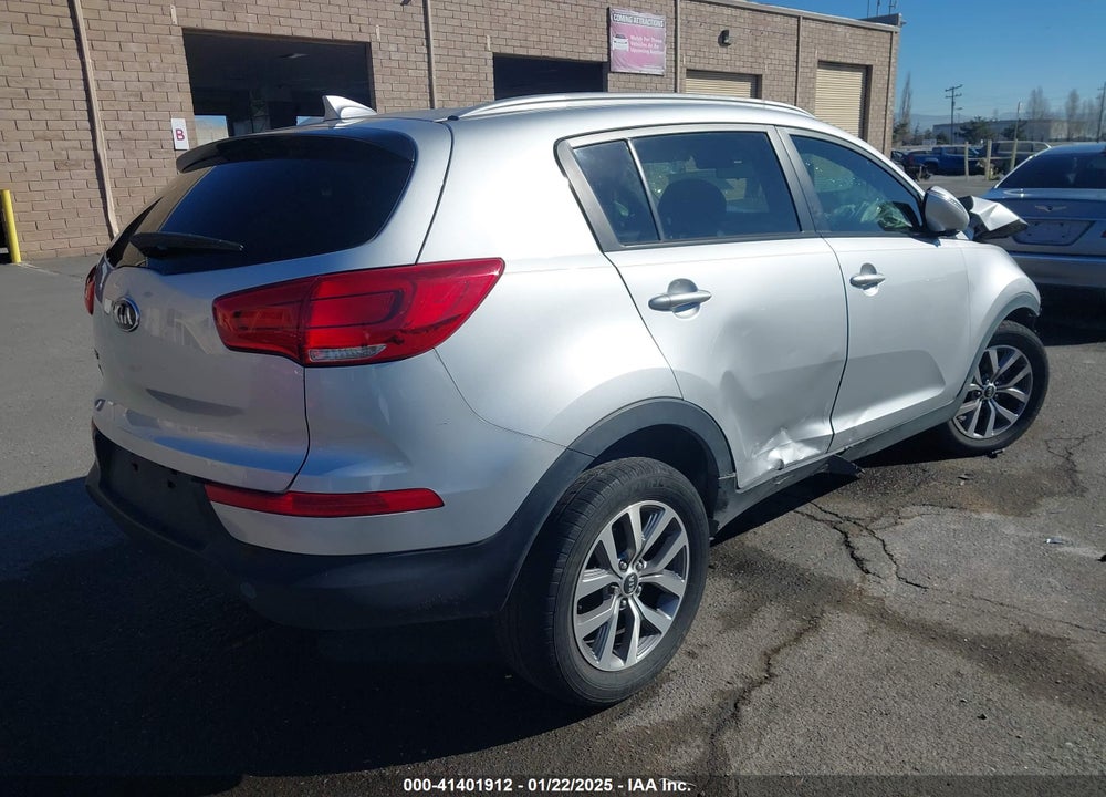 2015 KIA SPORTAGE LX VIN: KNDPB3AC2F7787598