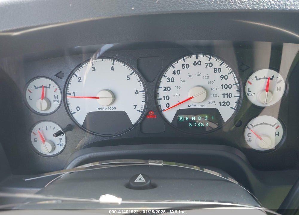2007 DODGE RAM 1500 VIN: 1D7HA18227S207764