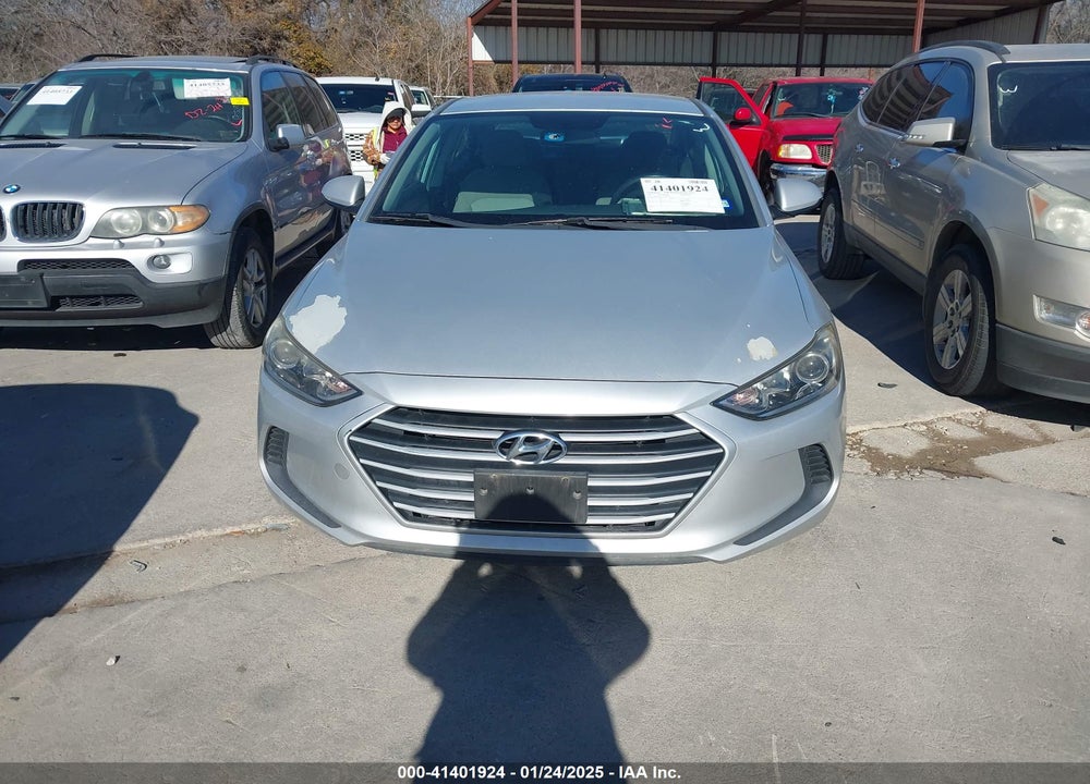 2017 HYUNDAI ELANTRA VIN: KMHD74LFXHU403276