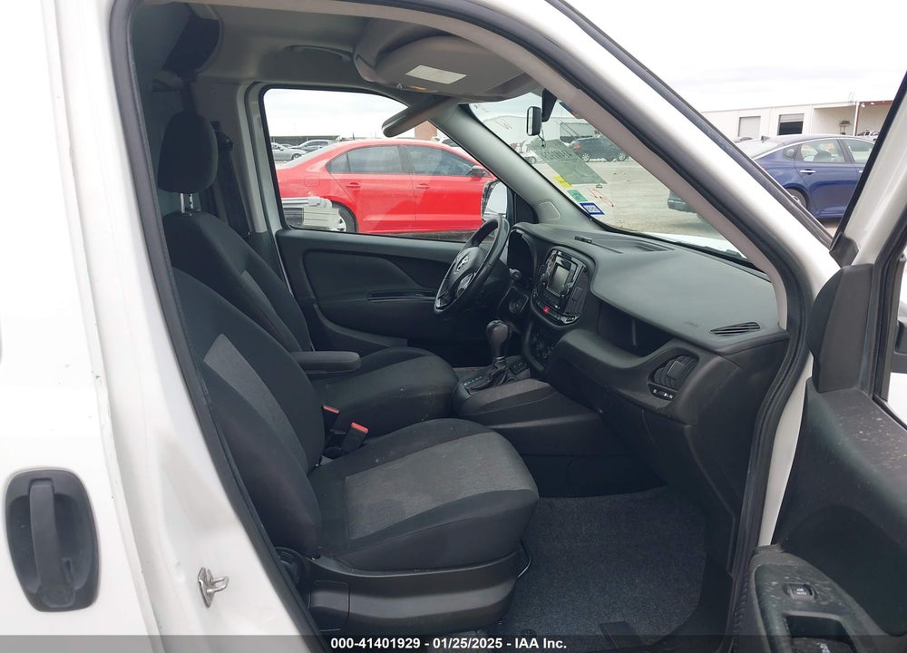 2015 RAM PROMASTER CITY TRADESMAN SLT VIN: ZFBERFBT9F6954633