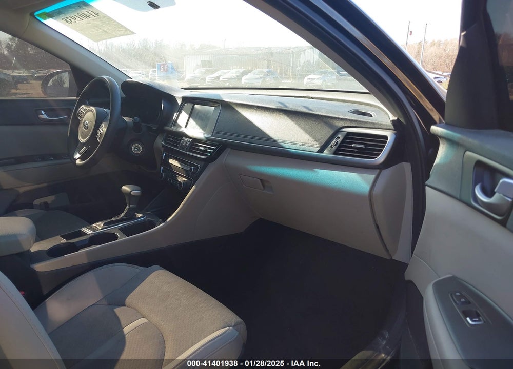 2018 KIA OPTIMA VIN: 5XXGT4L37JG249642