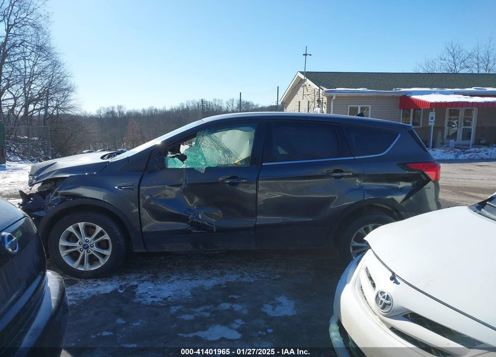 2019 FORD ESCAPE SE VIN: 1FMCU9GD3KUA10477