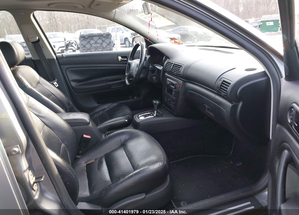 2003 VOLKSWAGEN PASSAT GLS VIN: WVWPD63B83P333707
