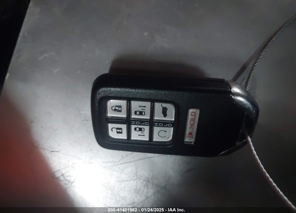 2018 HONDA ODYSSEY EX-L VIN: 5FNRL6H76JB101095