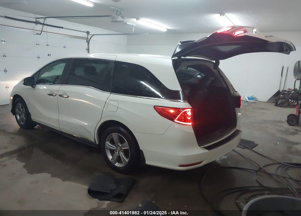 2018 HONDA ODYSSEY EX-L VIN: 5FNRL6H76JB101095