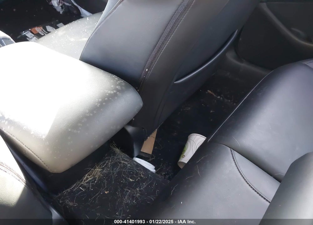 2019 MAZDA MAZDA3 VIN: JM1BPACL1K1108236