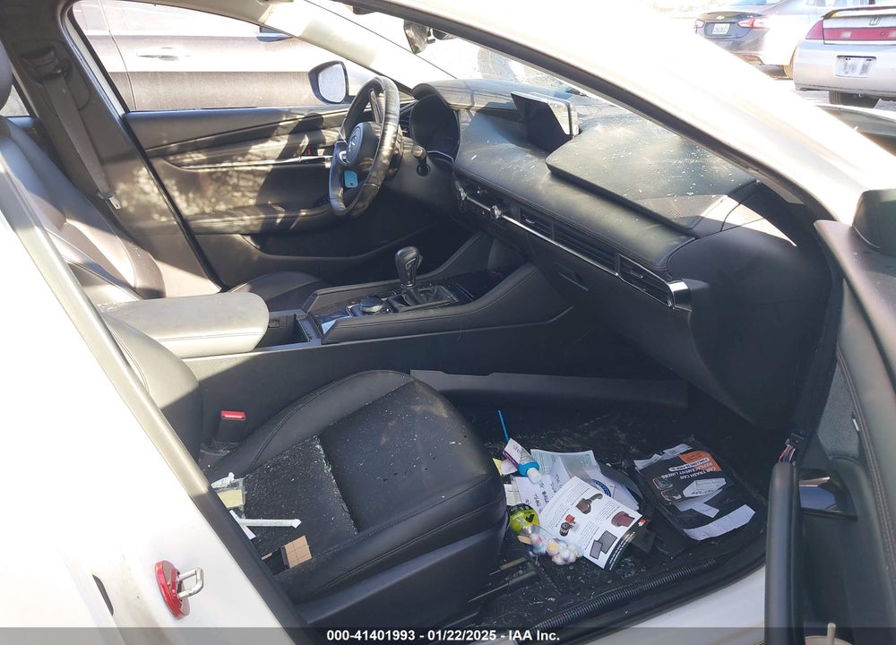 2019 MAZDA MAZDA3 VIN: JM1BPACL1K1108236
