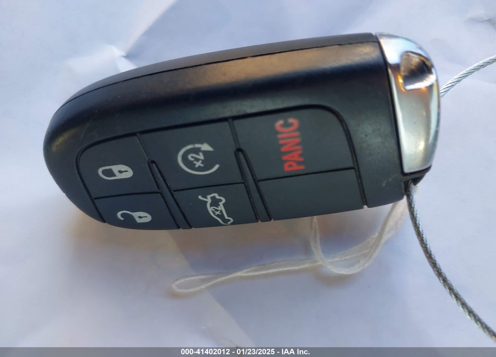 2017 CHRYSLER 300 VIN: 2C3CCAGG0HH082417