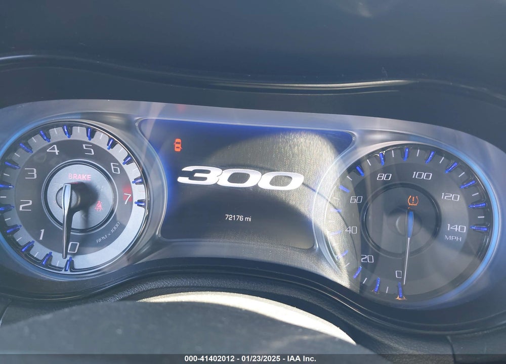 2017 CHRYSLER 300 VIN: 2C3CCAGG0HH082417
