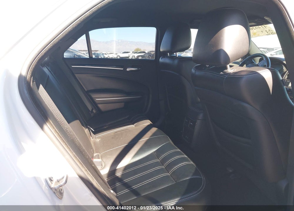 2017 CHRYSLER 300 VIN: 2C3CCAGG0HH082417