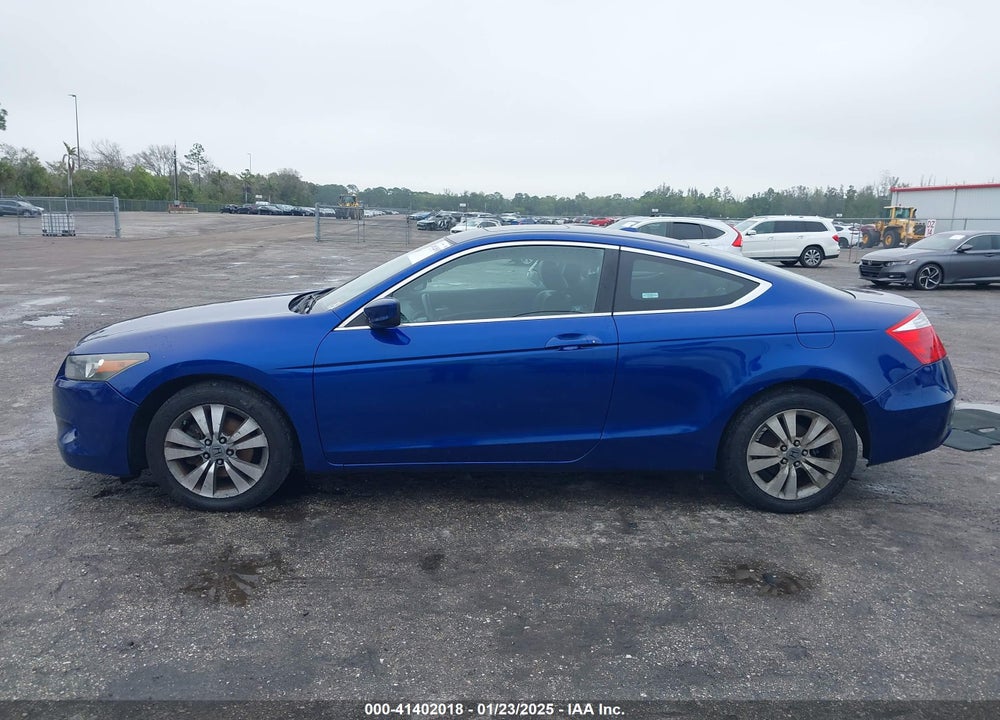 2009 HONDA ACCORD VIN: 1HGCS12839A003922