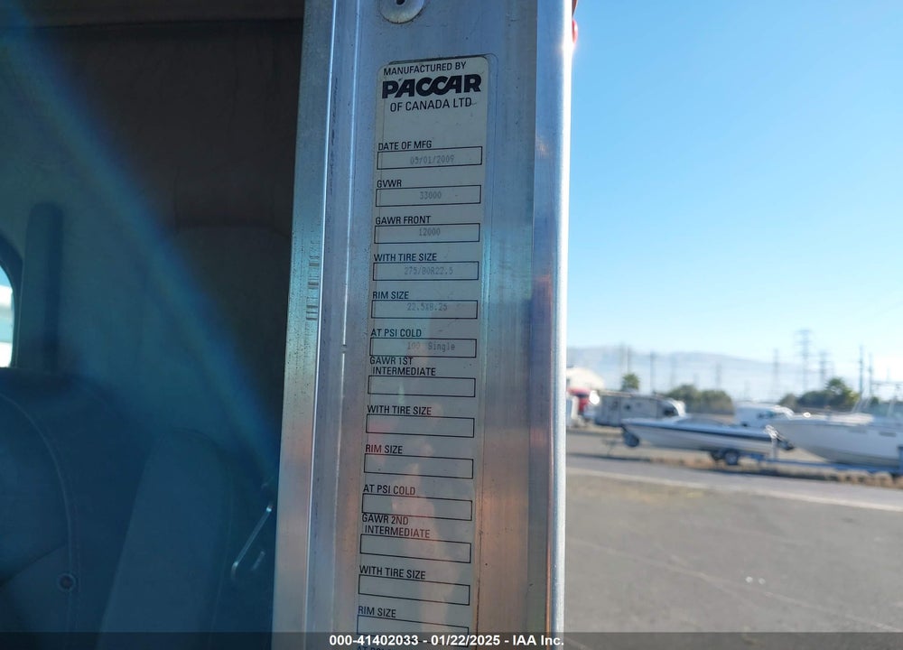 2010 KENWORTH CONSTRUCTION T370 VIN: 2XKHAM7A8AM263545