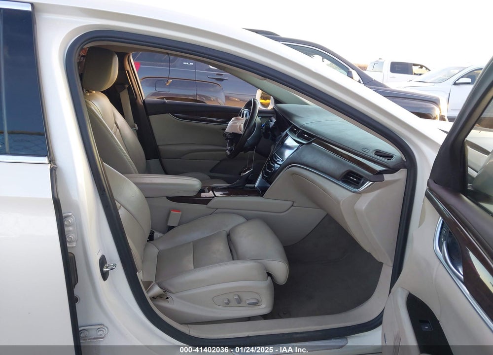 2013 CADILLAC XTS LUXURY VIN: 2G61P5S38D9210171