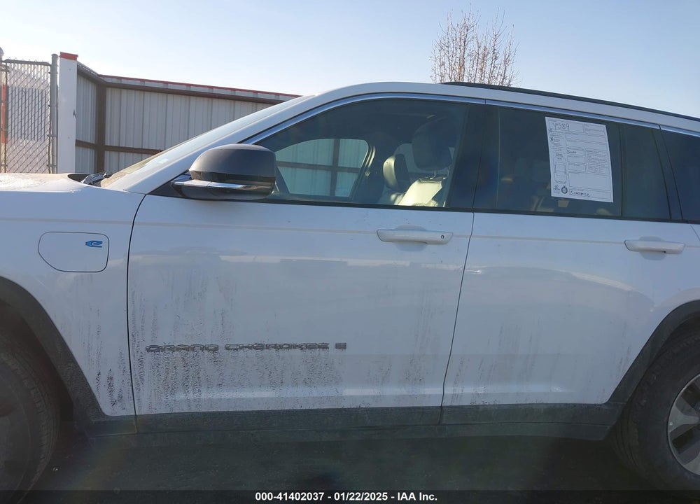 2024 JEEP GRAND CHEROKEE 4XE VIN: 1C4RJYB69R8566905