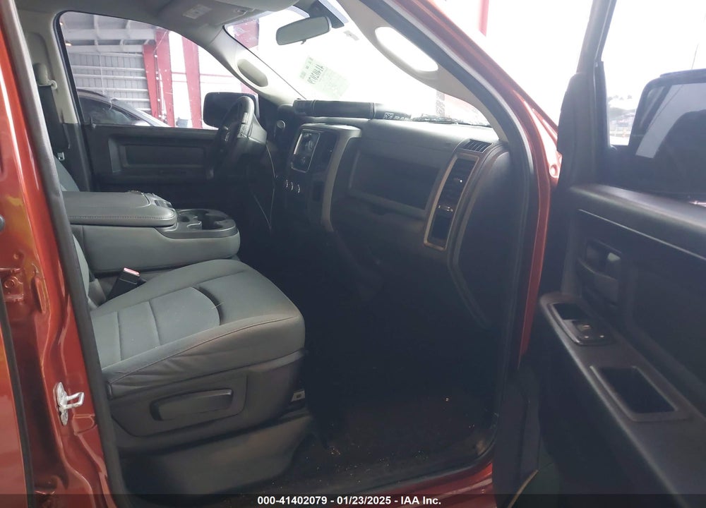 2013 RAM 1500 VIN: 1C6RR6FT8DS700884