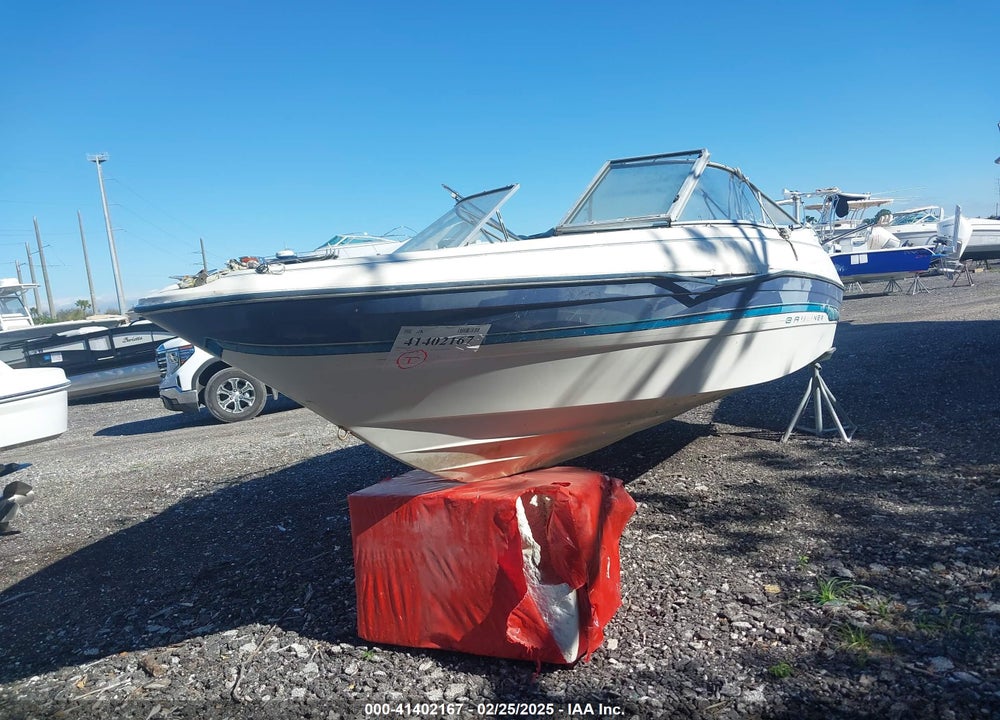 1995 BAYLINER OUTBOARD 18FT VIN: 00000BIYC10CRA595