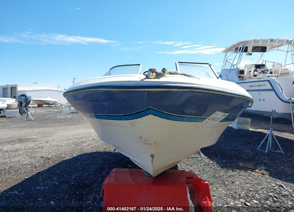 1995 BAYLINER OUTBOARD 18FT VIN: 00000BIYC10CRA595