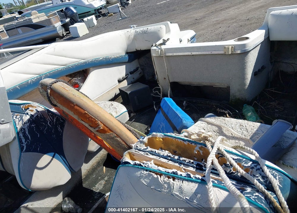 1995 BAYLINER OUTBOARD 18FT VIN: 00000BIYC10CRA595