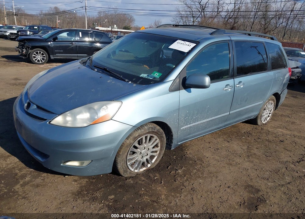2008 TOYOTA SIENNA XLE VIN: 5TDZK22CX8S200560