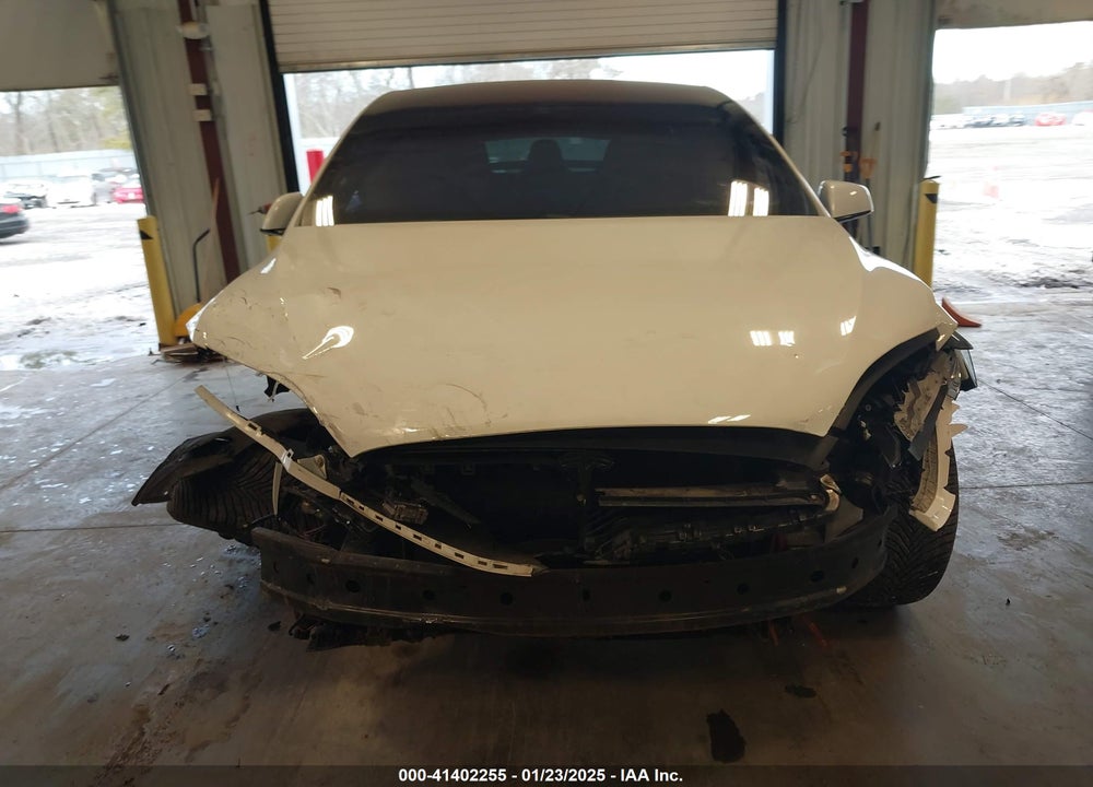 2016 TESLA MODEL X VIN: 5YJXCAE45GF003673