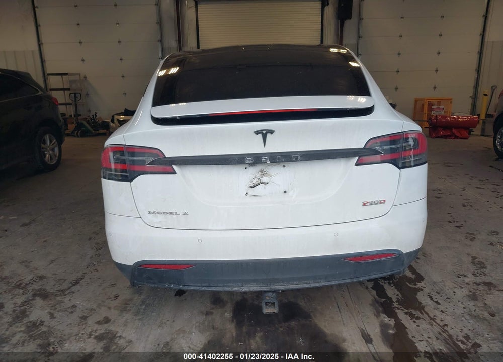 2016 TESLA MODEL X VIN: 5YJXCAE45GF003673