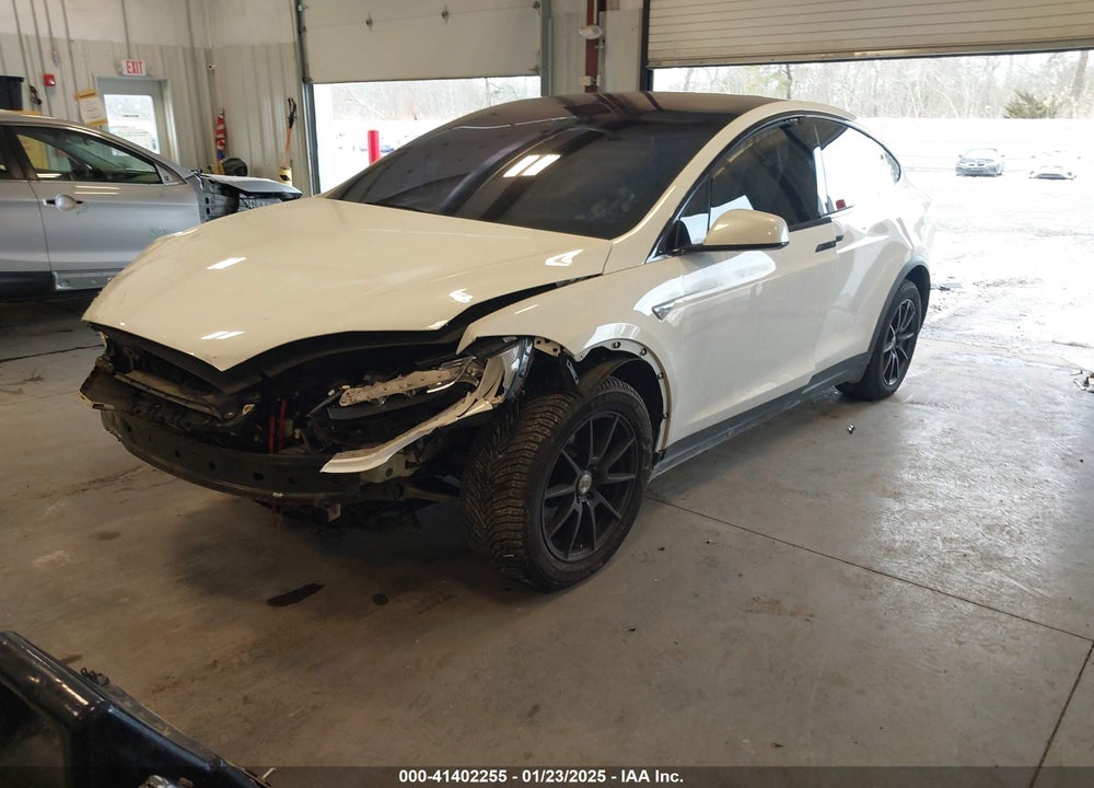 2016 TESLA MODEL X VIN: 5YJXCAE45GF003673