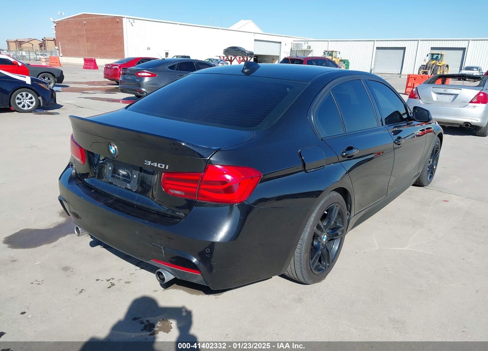 2018 BMW 340I VIN: WBA8B7C5XJA577138
