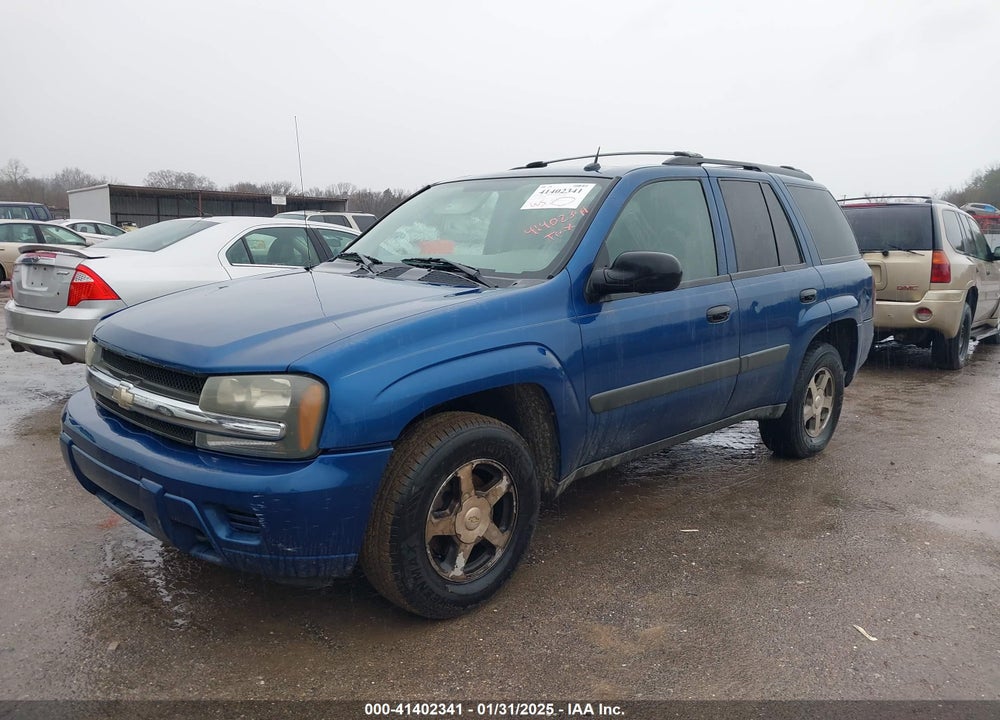 2005 CHEVROLET TRAILBLAZER LS VIN: 1GNDT13S652285902