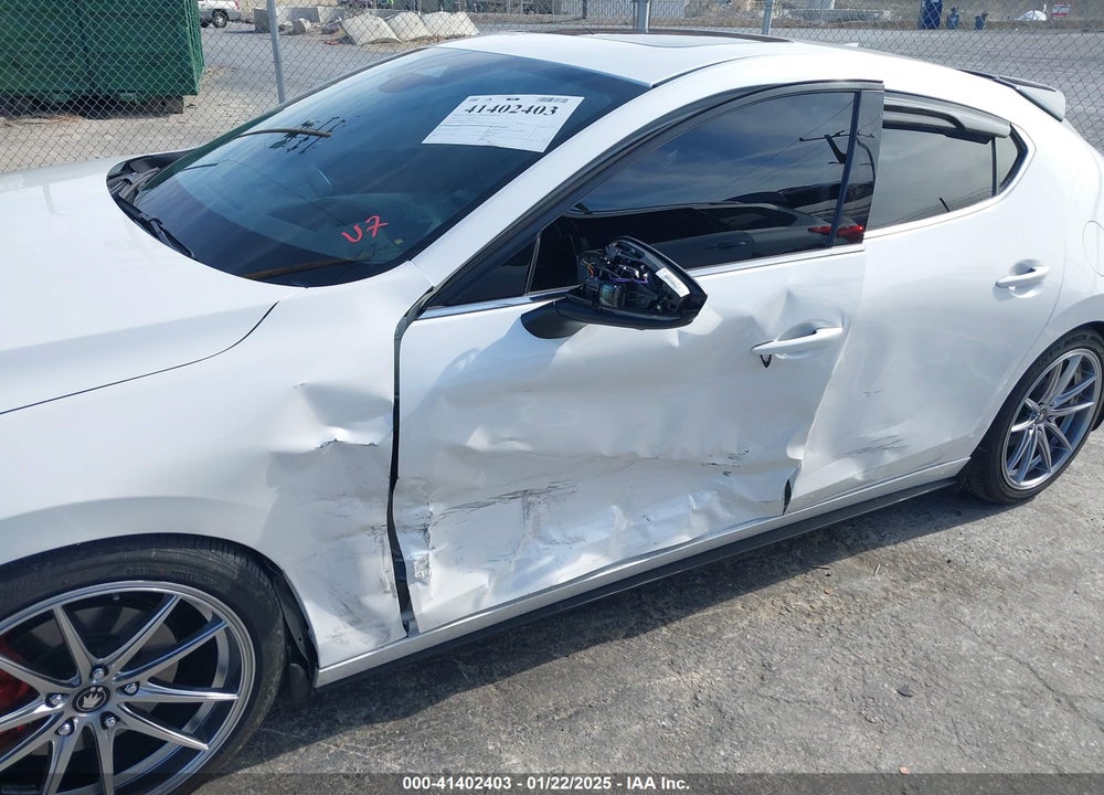 2024 MAZDA 3 HATCHBACK 2.5 TURBO PREMIUM PLUS VIN: JM1BPBNY7R1718702