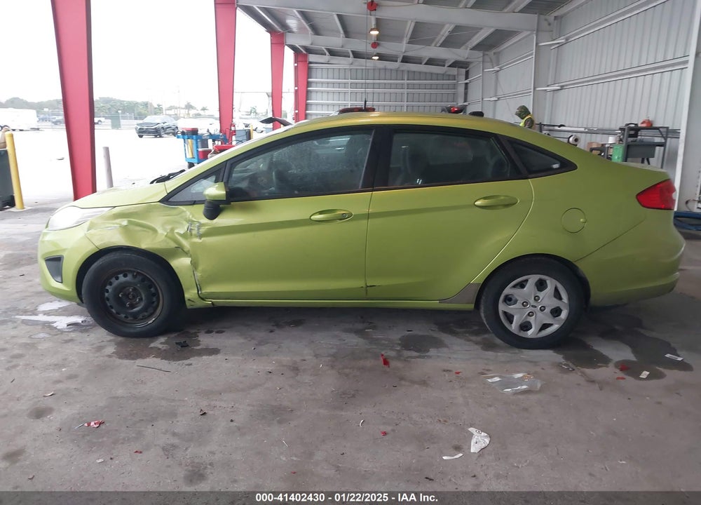 2011 FORD FIESTA VIN: 3FADP4BJ8BM226139