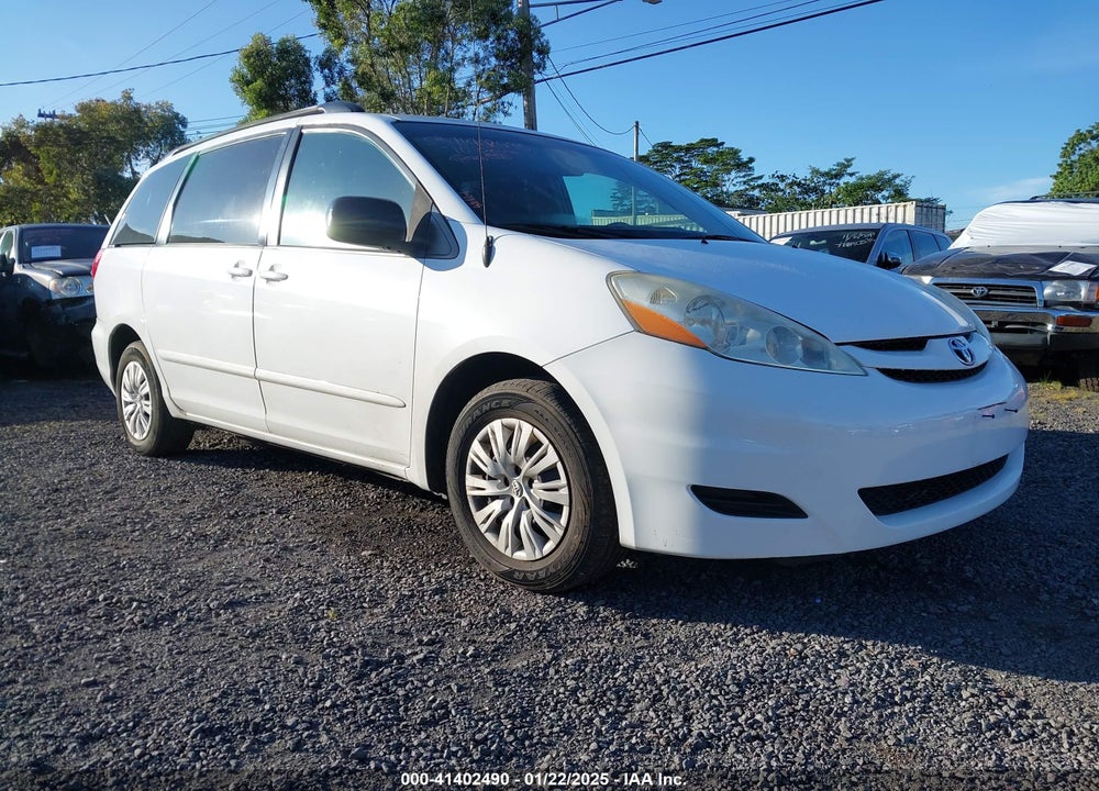 2010 TOYOTA SIENNA LE VIN: 5TDKK4CC4AS313552
