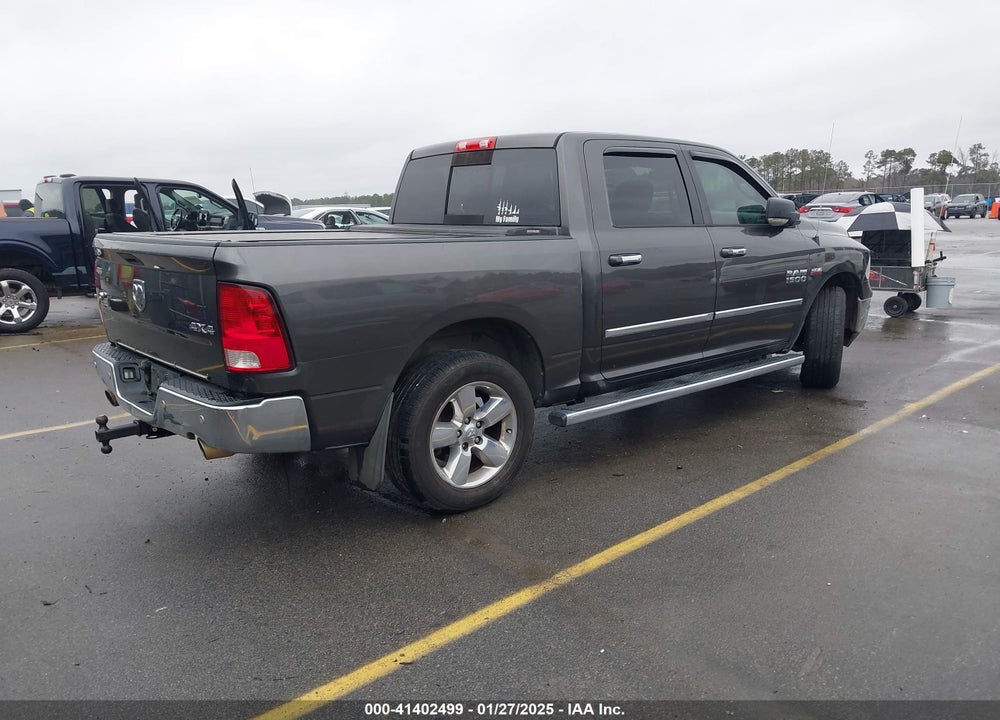 2016 RAM 1500 VIN: 3C6RR7LT6GG239805