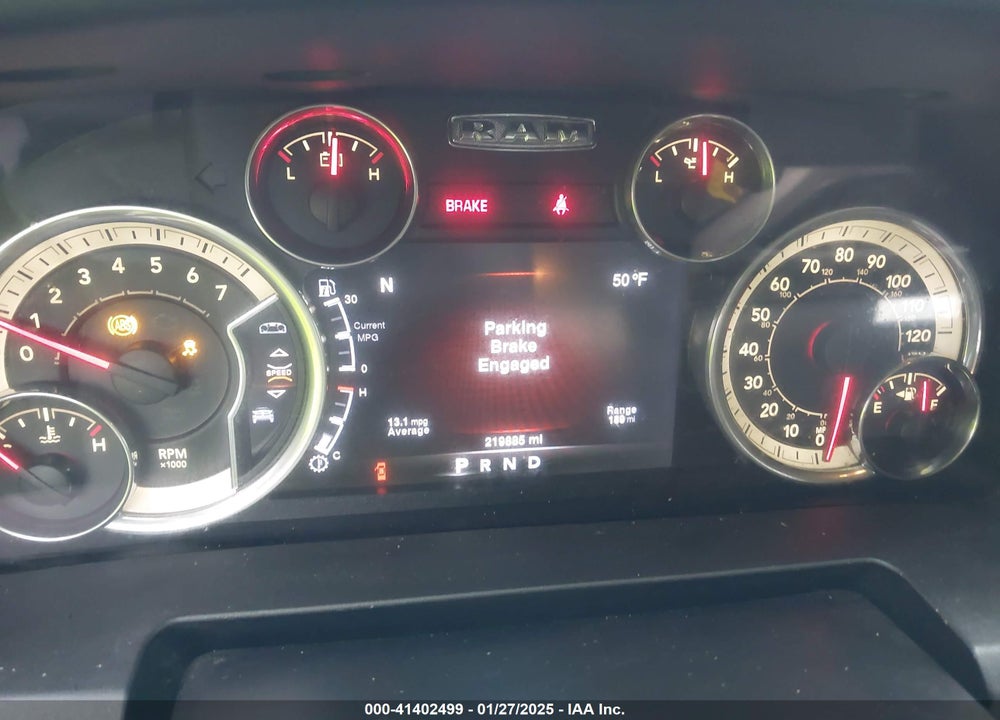 2016 RAM 1500 VIN: 3C6RR7LT6GG239805