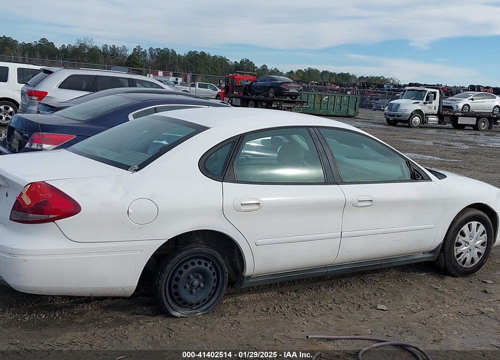 2005 FORD TAURUS SE VIN: 1FAFP53215A267767