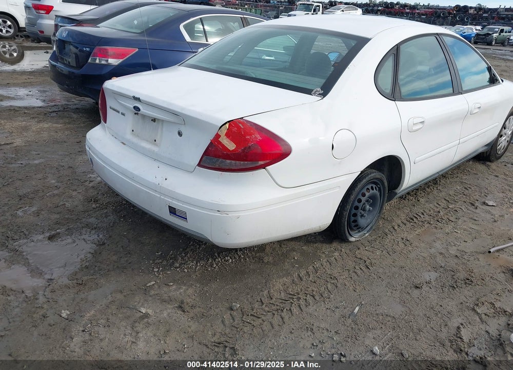 2005 FORD TAURUS SE VIN: 1FAFP53215A267767
