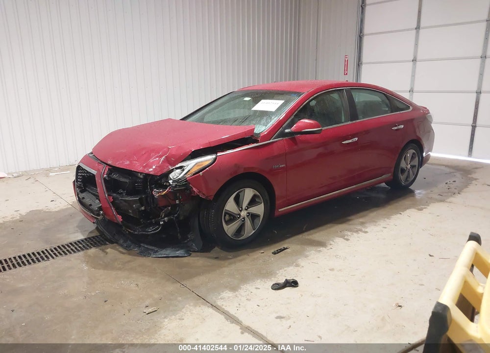 2016 HYUNDAI SONATA HYBRID VIN: KMHE34L17GA019184