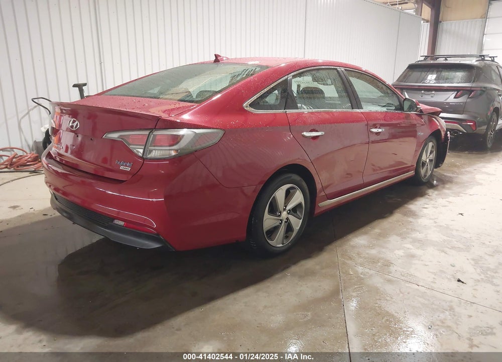 2016 HYUNDAI SONATA HYBRID VIN: KMHE34L17GA019184
