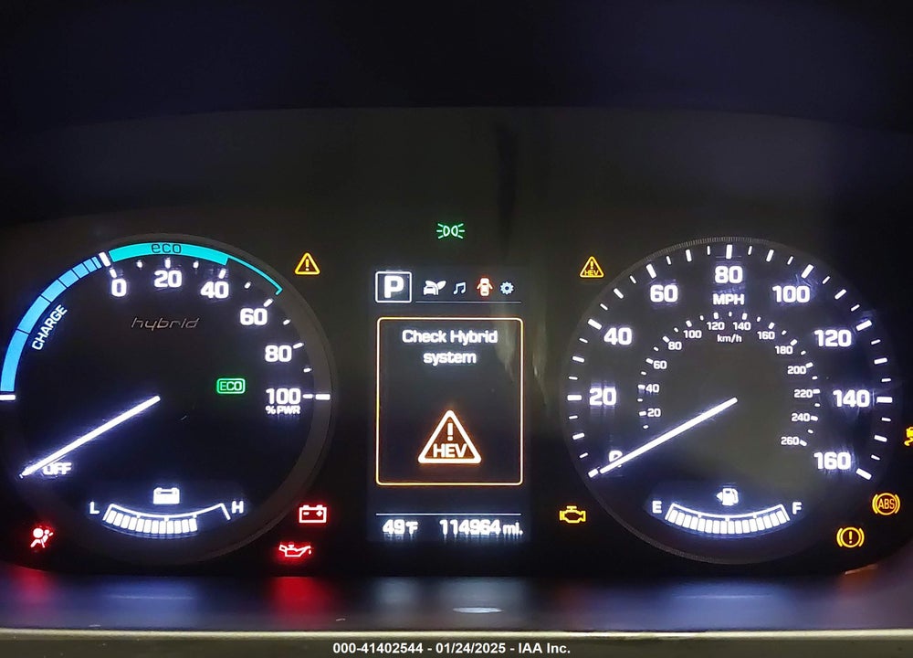 2016 HYUNDAI SONATA HYBRID VIN: KMHE34L17GA019184