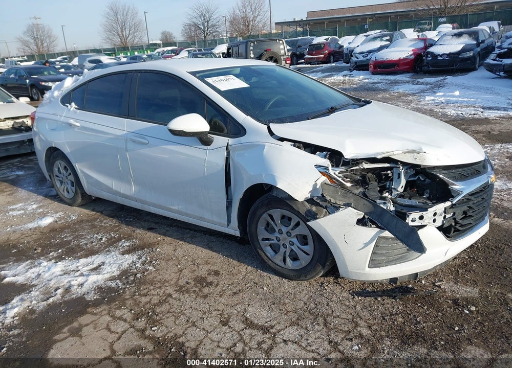 2019 CHEVROLET CRUZE LS VIN: 1G1BC5SM8K7130298