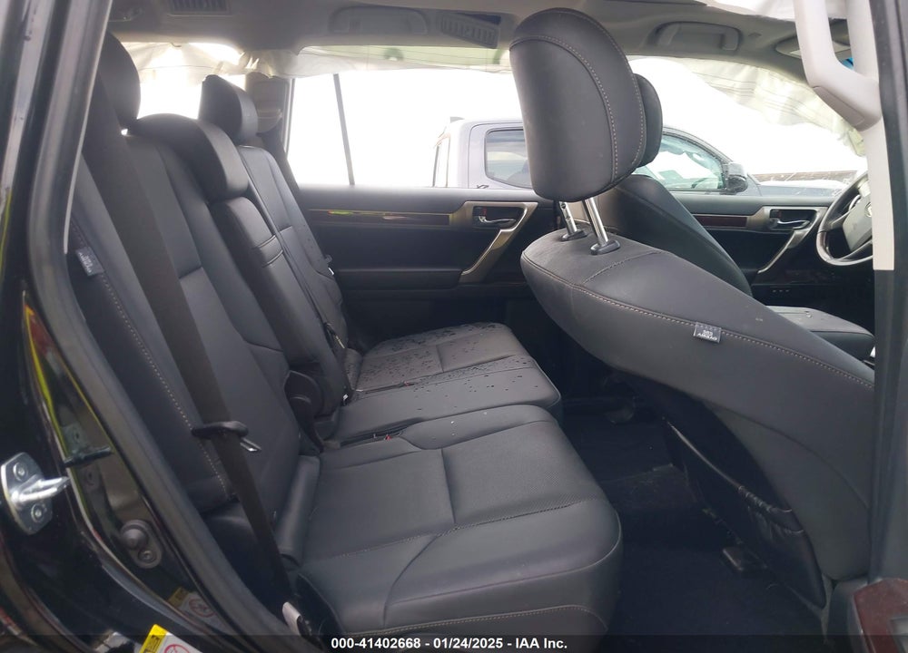 2019 LEXUS GX 460 VIN: JTJBM7FX2K5225811