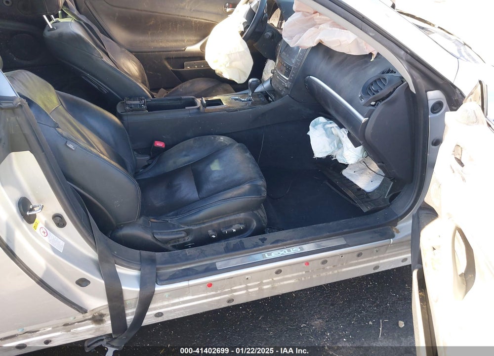 2011 LEXUS IS 250C VIN: JTHFF2C2XB2520455